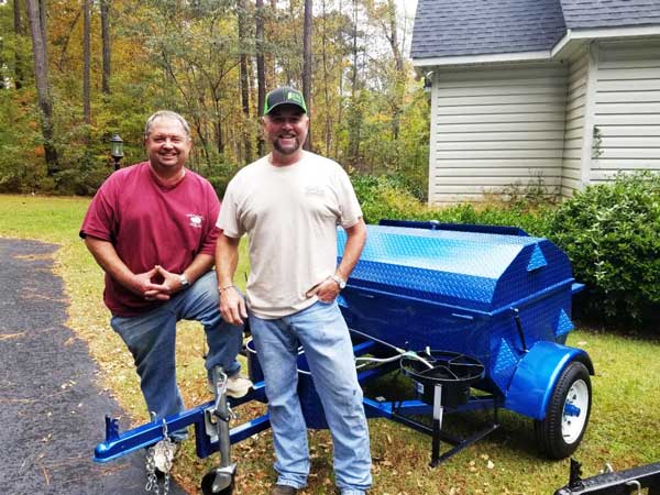 New Carolina Pig Cookers grill owners.